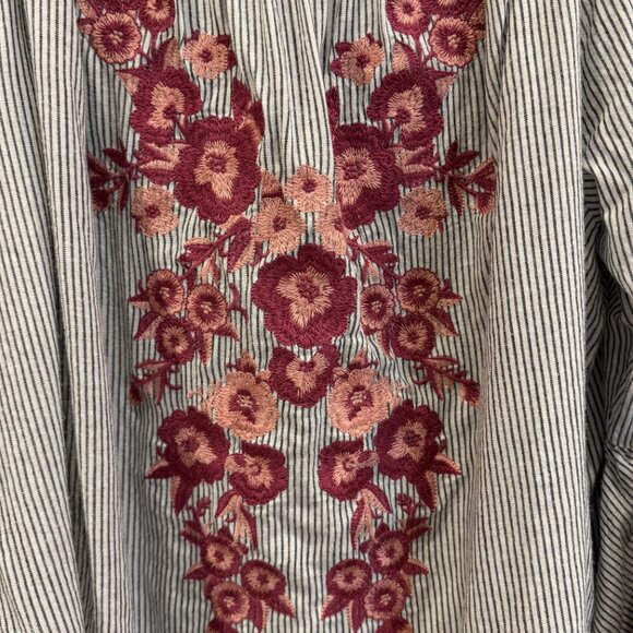 Andree by Unit 2xl Peasant Top Black White Stripes Fringe Pink Floral Embroidery - Picture 3 of 6